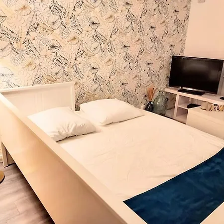 Tres Proche Bordeaux Studio + Parking Gratuit